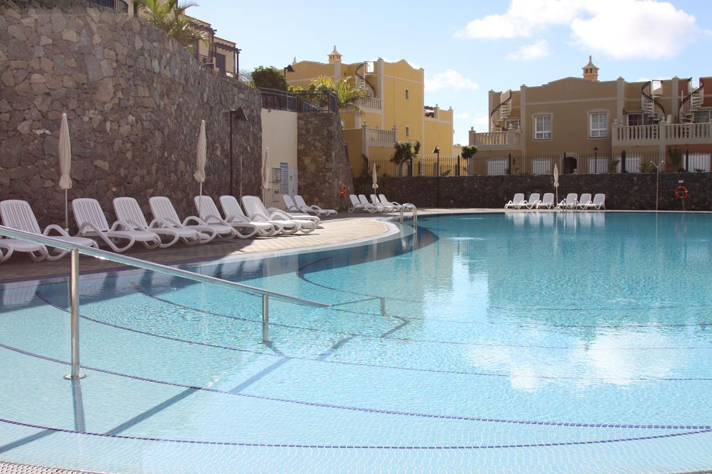 Apartamento Beautiful House In Club De Mar Palm-mar Exterior foto